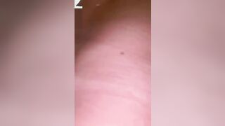 Moglie nuda in bagno