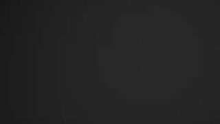 Giovane troietta bionda