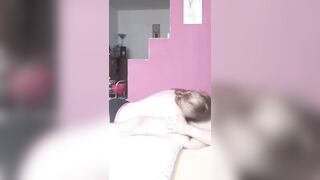 Casalinga filmata mentre faceva sesso