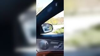 Il becchino va a troie sul carro funebre