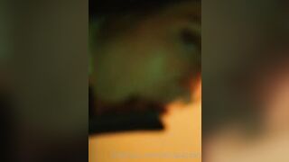 Ragazza italiana fa la troia su OF