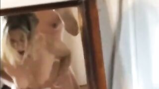 Moglie matura inculata selfie