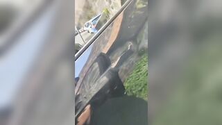 Ragazza di Savona spompina a bordo strada