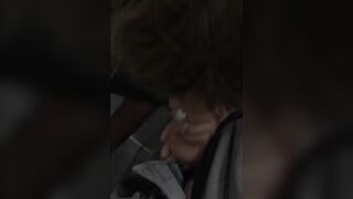 Coppia italiana fa sesso in un parcheggio pubblico