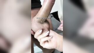 Camgirl troia fa un vlog con un amico