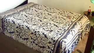 Nero riceve una puttanella e la filma