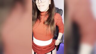 Camgirl puttana ci fa gli auguri