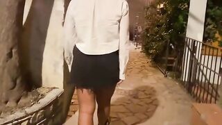 Moglie esibizionista e troia