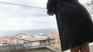 Anteprima del video: Scopata rischiosa sul balcone