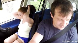 Anteprima del video: Giovane puttanella catturata e inculata in strada