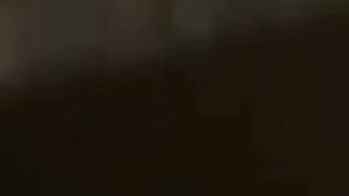 Beccati a trombare nel vicolo