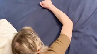 Coppietta giovane fa sesso in cam