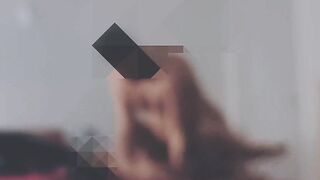 Lei sbattuta dal ragazzo