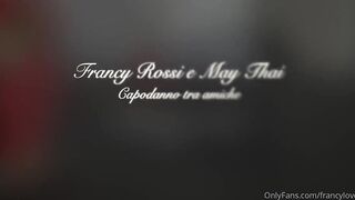 Anteprima del video: Capodanno tra amiche con Francy Love Rossi