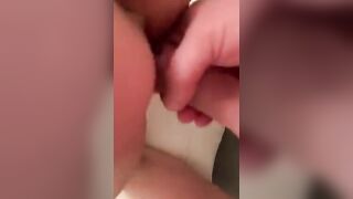 Succhia IL CAZZO TROIA !!