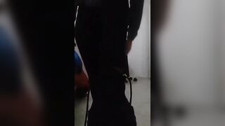 Prova vestiti prima di andare a uomini