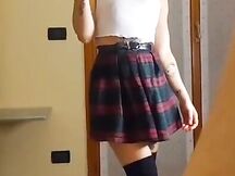 Ragazzo bisex inculato dalla fidanzata