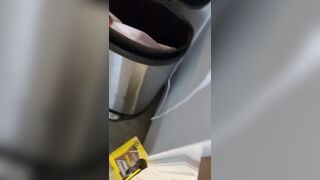 SEGA IN MINIGONNA CON MEGA SBORRATA