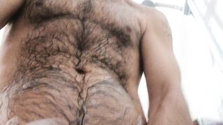 io che mi masturbo sotto la doccia