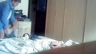 Marito guardone filma la moglie di nascosto