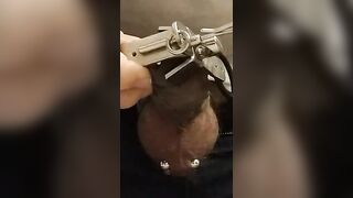 Cazzo chiuso a chiave, castità, fuck locked - Lei lo  vuole chiuso a chiave