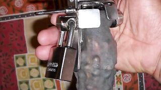 figa chiusa a chiave e cazzo chiuso a chiave - pussy locked and cock locked