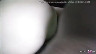 Il puttaniere nero cattura una troietta bianca