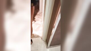 MILF italiana sculetta nuda in albergo