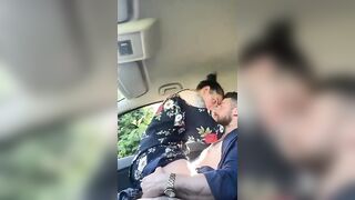 Sesso sfrenato con la Maria in auto