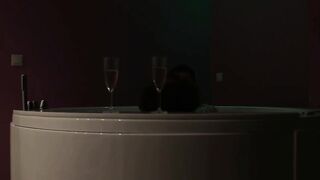 Sesso nella Jacuzi del CENTRO BENESSERE