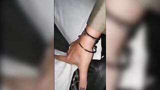 Autostoppista fa pompino per un passaggio