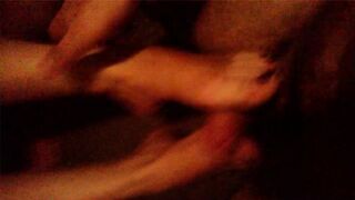 Matura italiana sega il mio cazzetto coi piedi