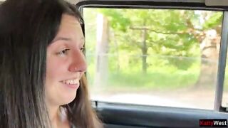 Giovane puttanella russa cattura un puttaniere in strada