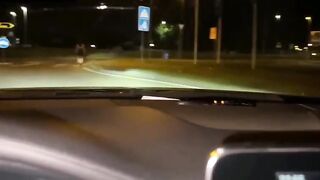 Carica una troia e la scopa per 100 euro