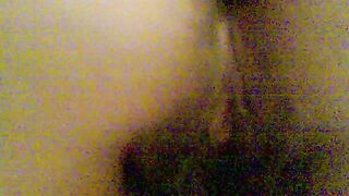 Calda milf che si sottovaluta