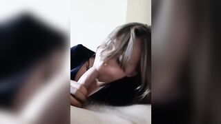 Sara la mia compagna di classe beve la sborra