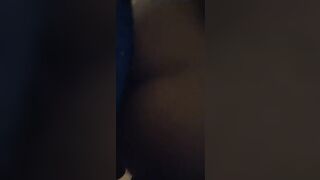 OFFRO un CAZZO GROSSO A MIA MOGLIE