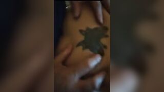 OFFRO un CAZZO GROSSO A MIA MOGLIE