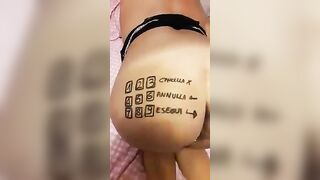 In genere le fighe i soldi li prendono al posto di darteli