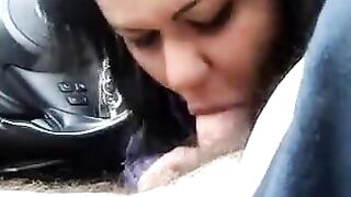 Il puttaniere a caccia di figa