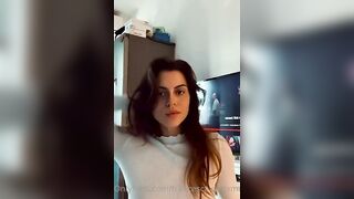 Francesca d'adamo ci riscalda il cazzo