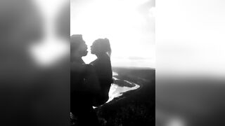 Scopata acrobatica sul promontorio