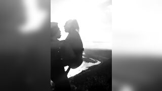 Scopata acrobatica sul promontorio