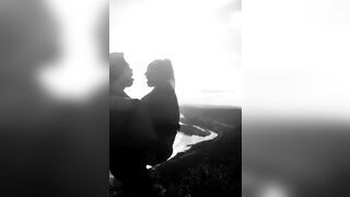 Scopata acrobatica sul promontorio