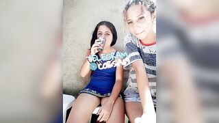 In cam con tre giovani diciottenni lesbiche