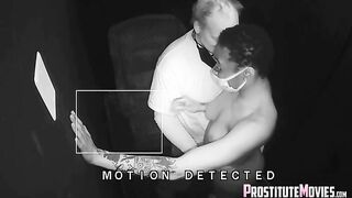 Anteprima del video: Black Stripper mostra un uomo più anziano