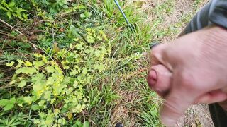 Sborrata nei boschi per un amica