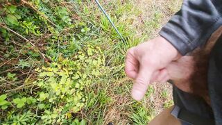 Sborrata nei boschi per un amica