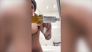 La vlogeer fa la diretta per le sue followers