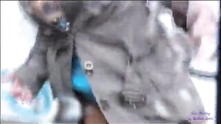 Giovane e bella biondina porcellina